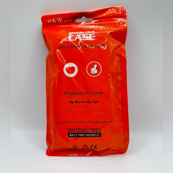 iPhone 11 Case w wrist strap - Picture 3 of 4